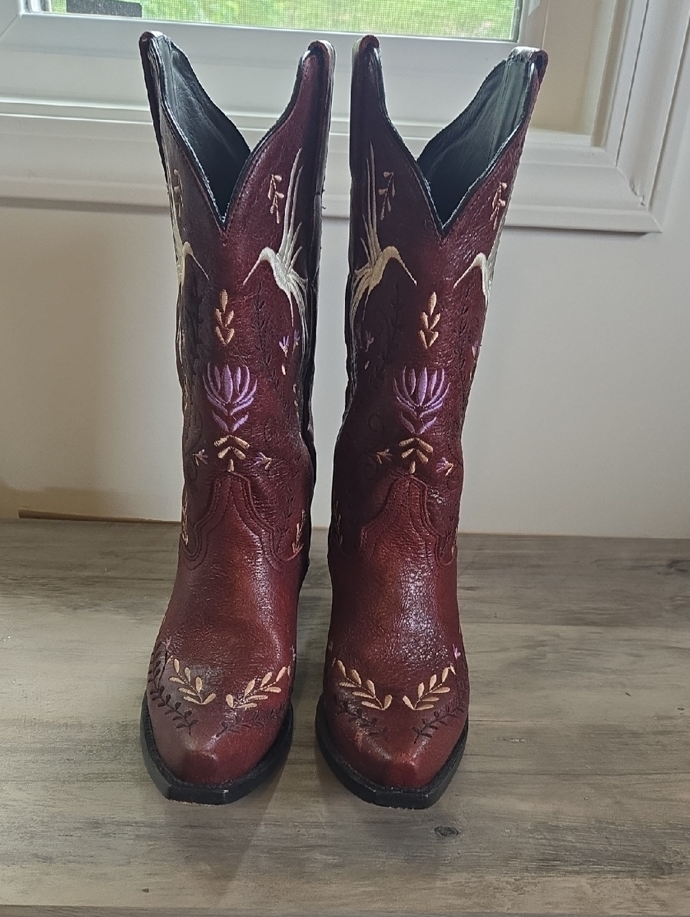 JB Dillon Women's Burgundy Embroidered Western Boots